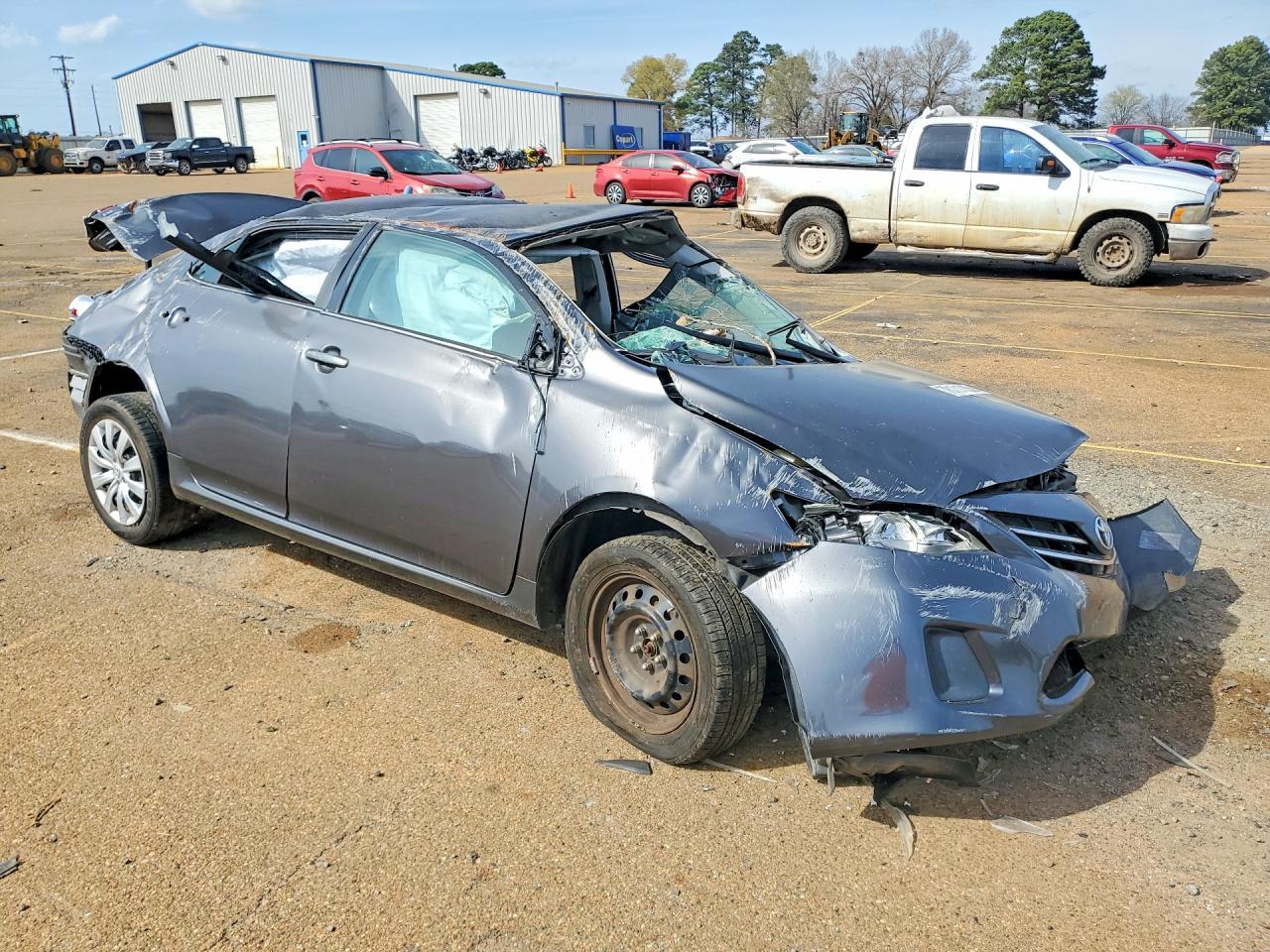 2013 Toyota Corolla Le - Фото 4