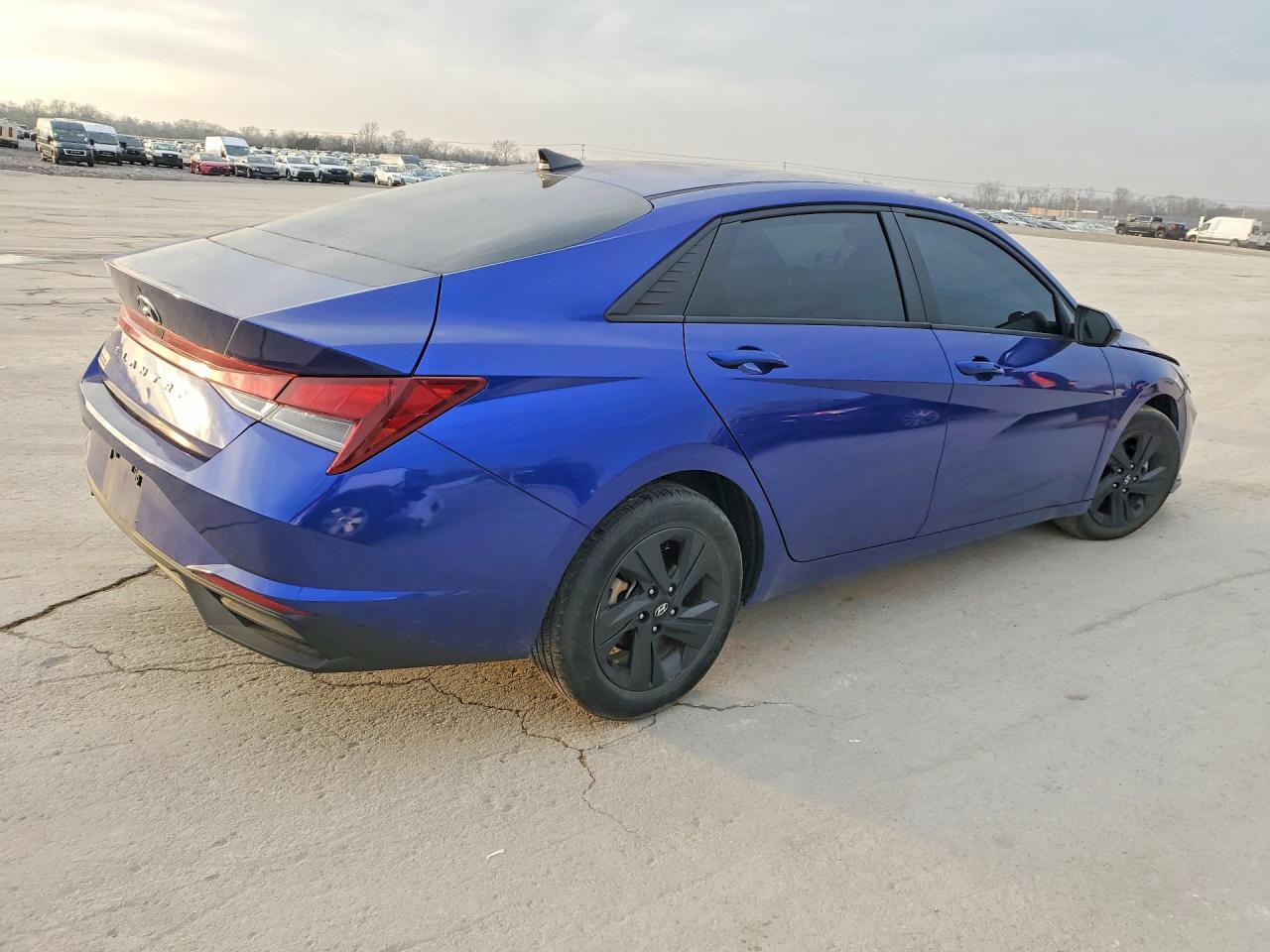 2023 Hyundai Elantra Sel - Фото 3