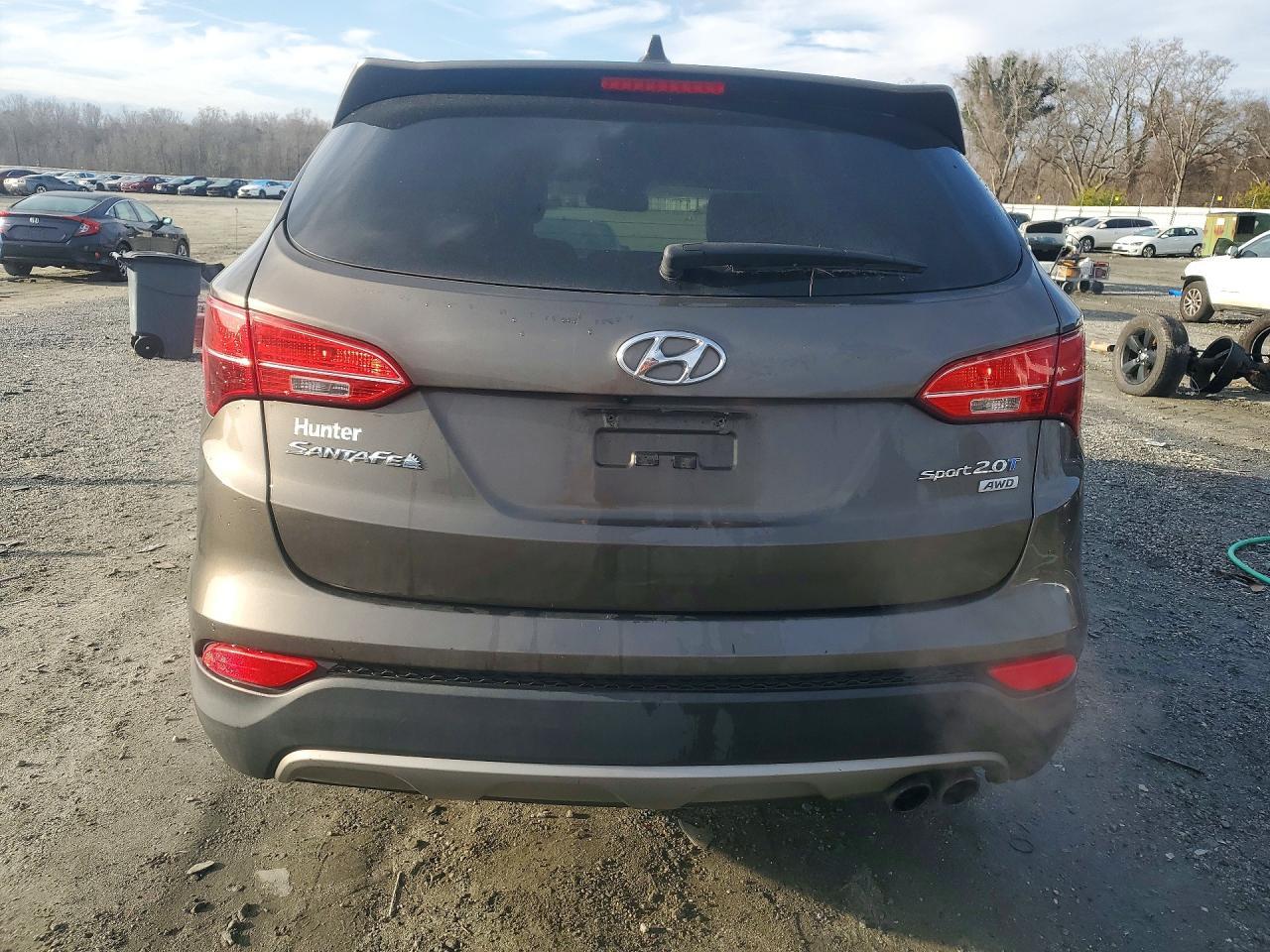 2013 Hyundai Santa Fe Sport 2.0T - Image 6