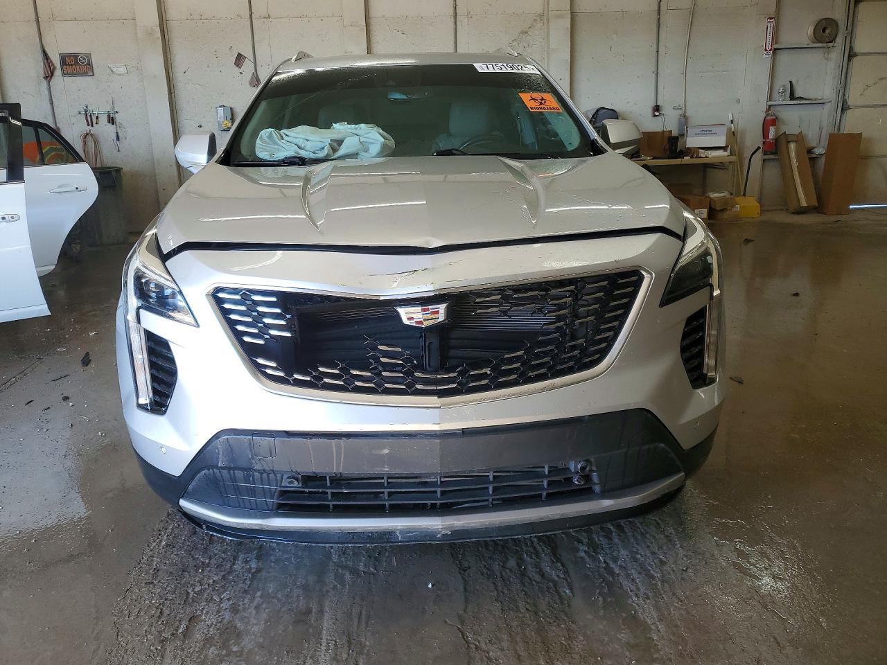2019 Cadillac Xt4 Premium Luxury - Image 5