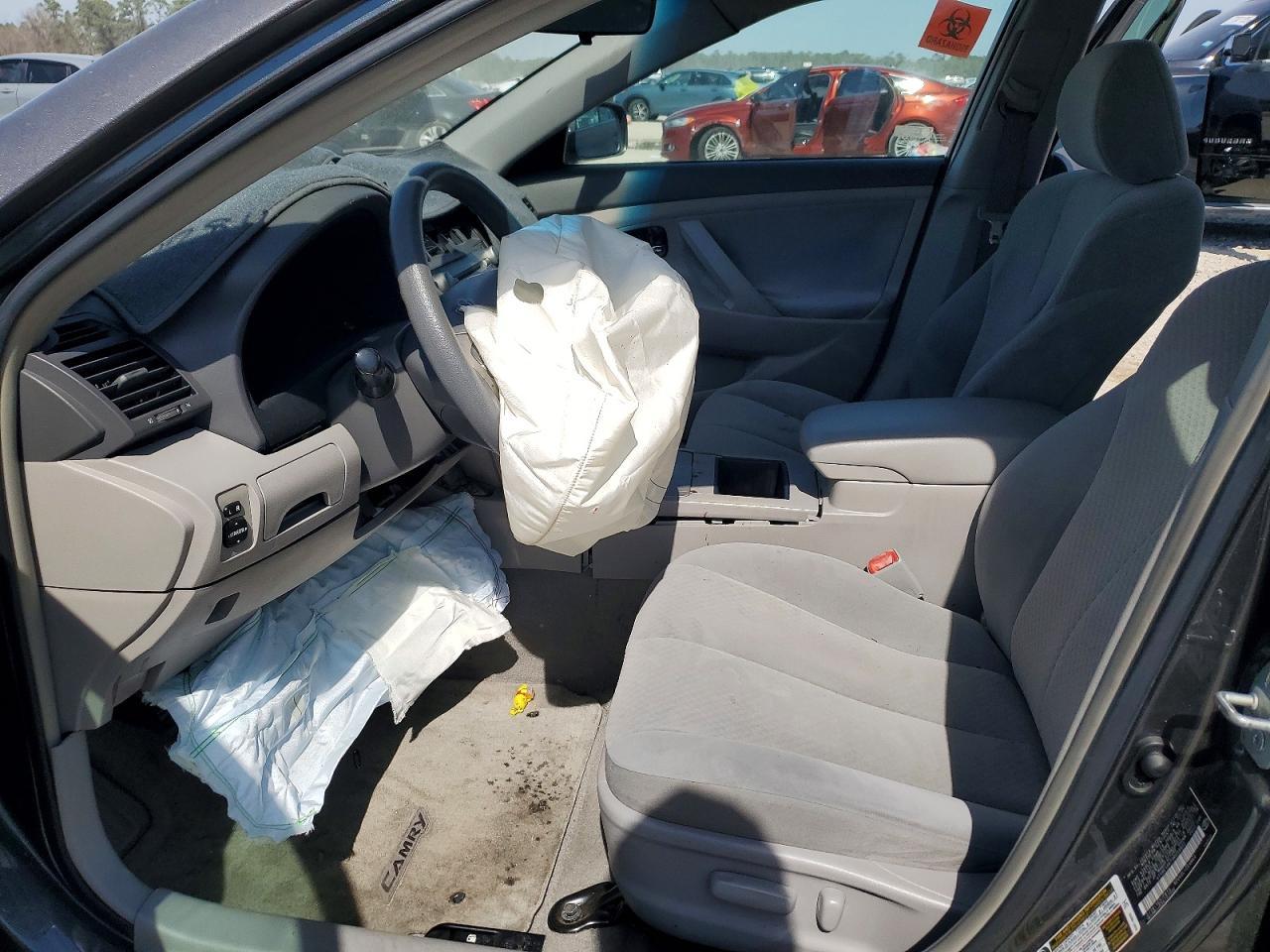 2009 Toyota Camry Le - Фото 7