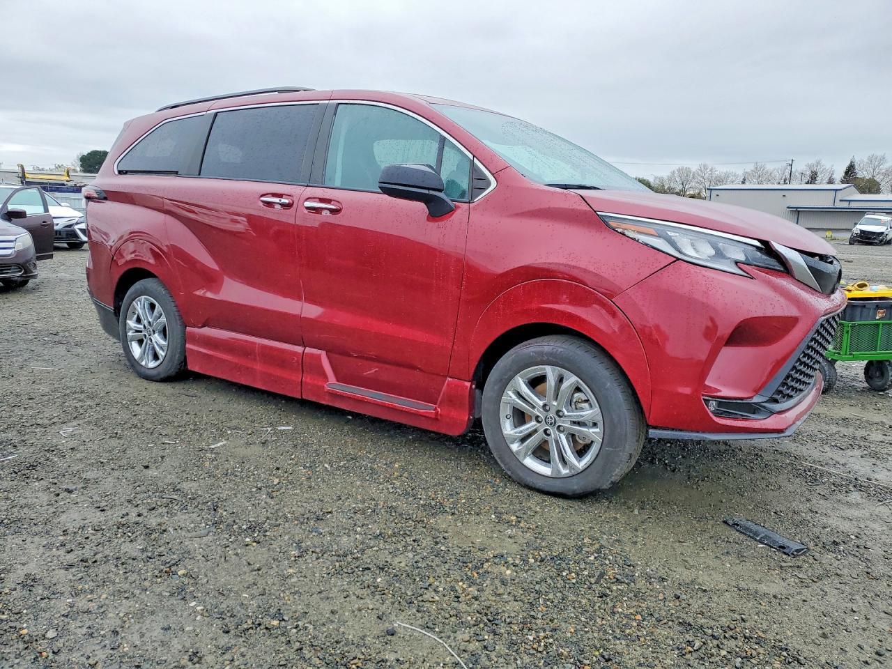 2023 Toyota Sienna Xse 7-Passenger - Фото 4
