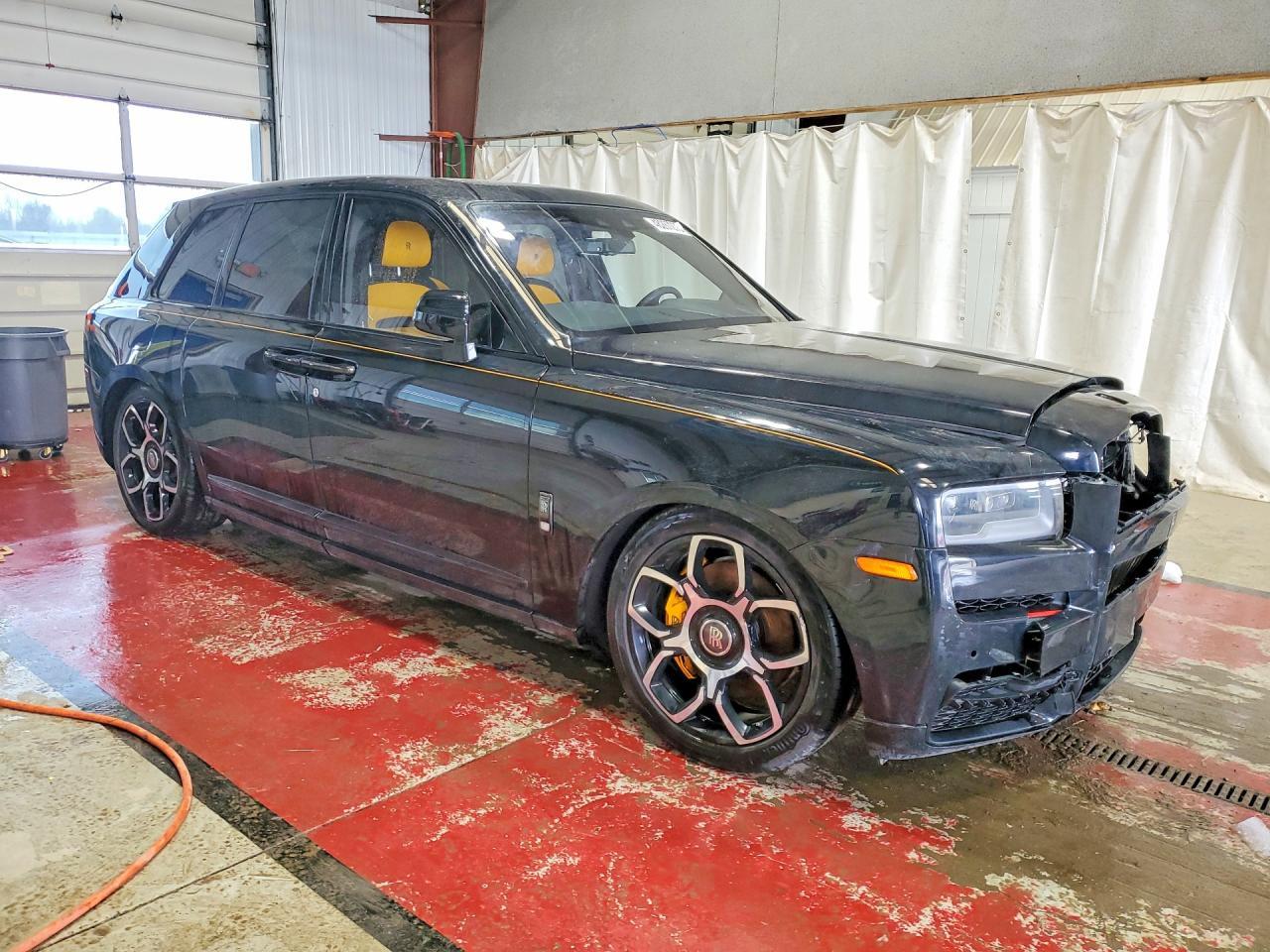 2020 Rolls-Royce Cullinan Black Badge - Фото 4