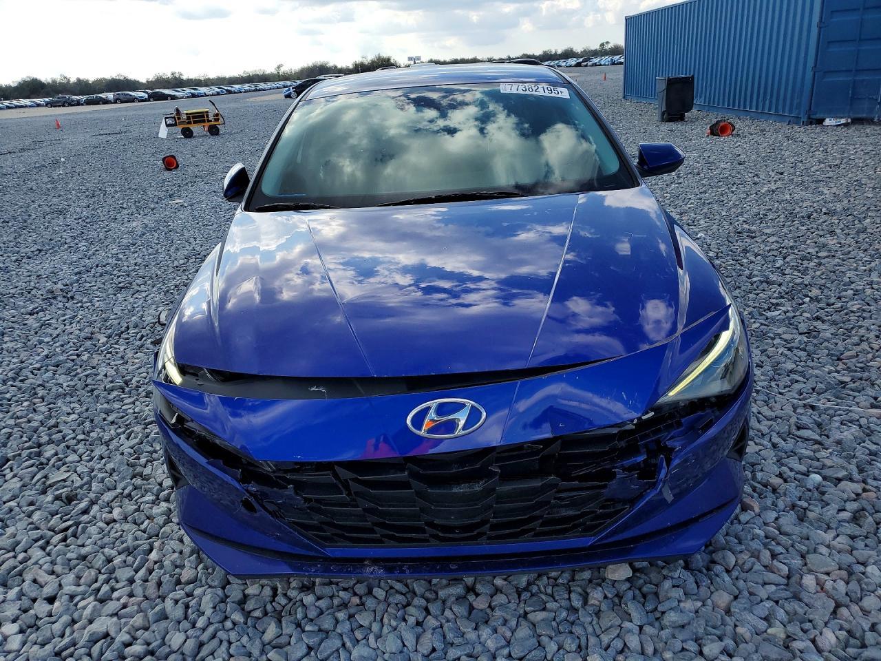 2023 Hyundai Elantra Sel - Фото 5