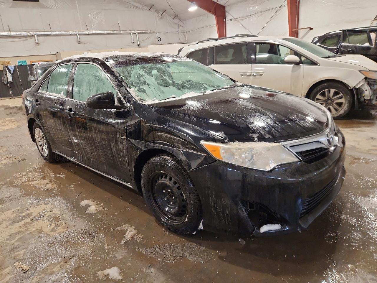 2012 Toyota Camry - Фото 4