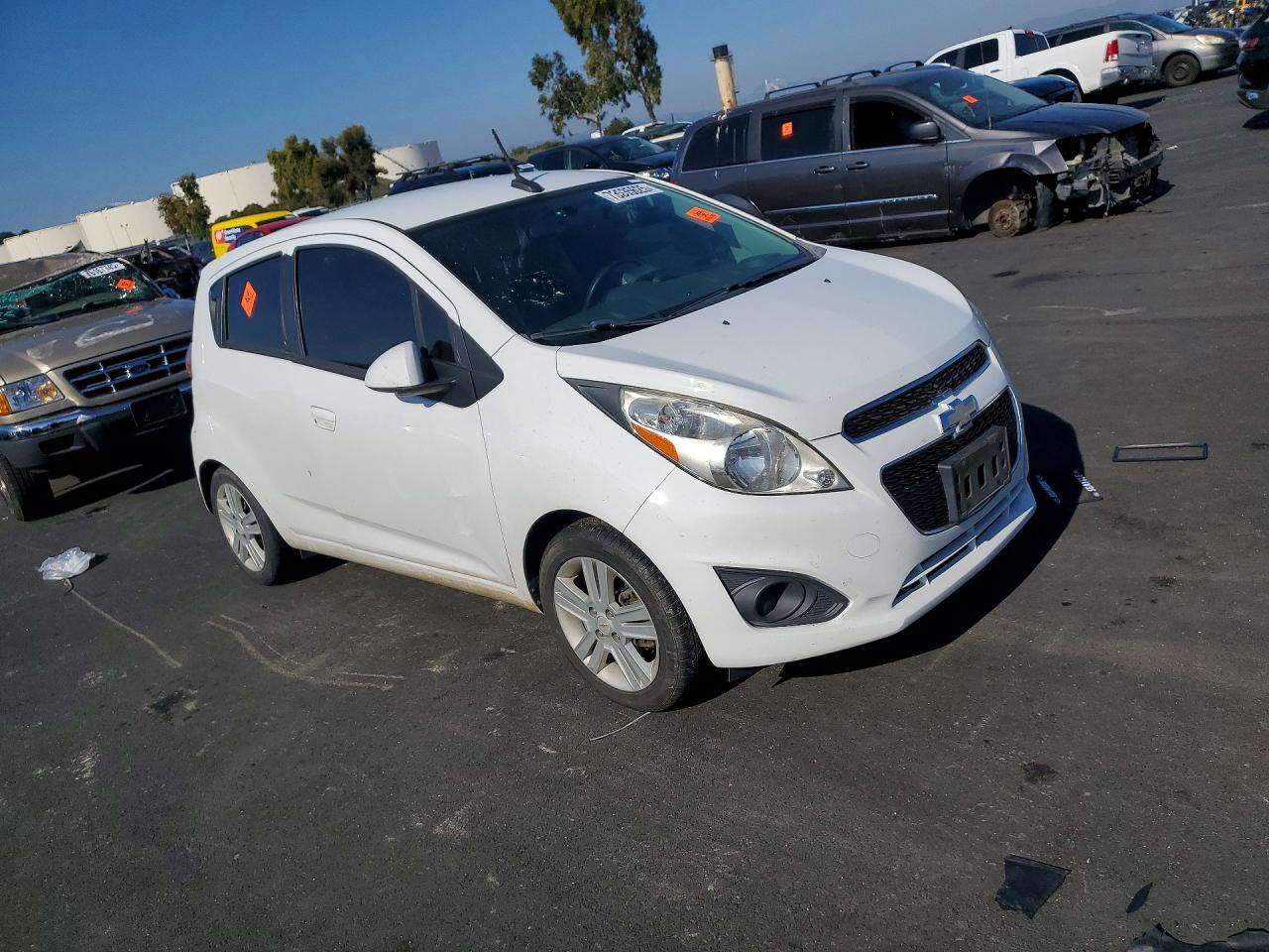 2014 Chevrolet Spark Ls - Image 4