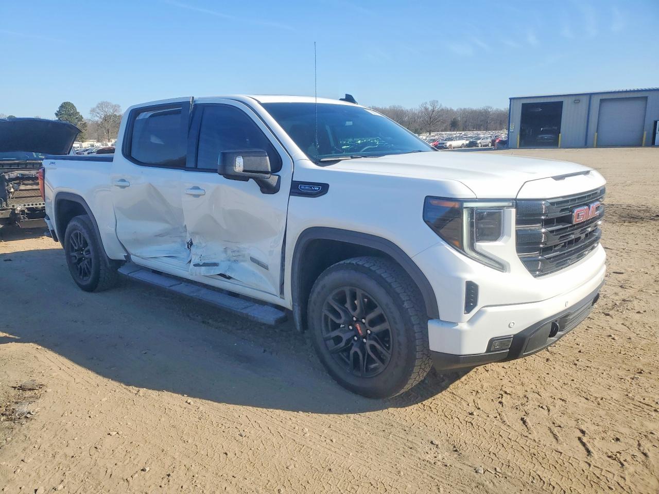 2026 GMC Sierra K1500 Elevation - Image 4
