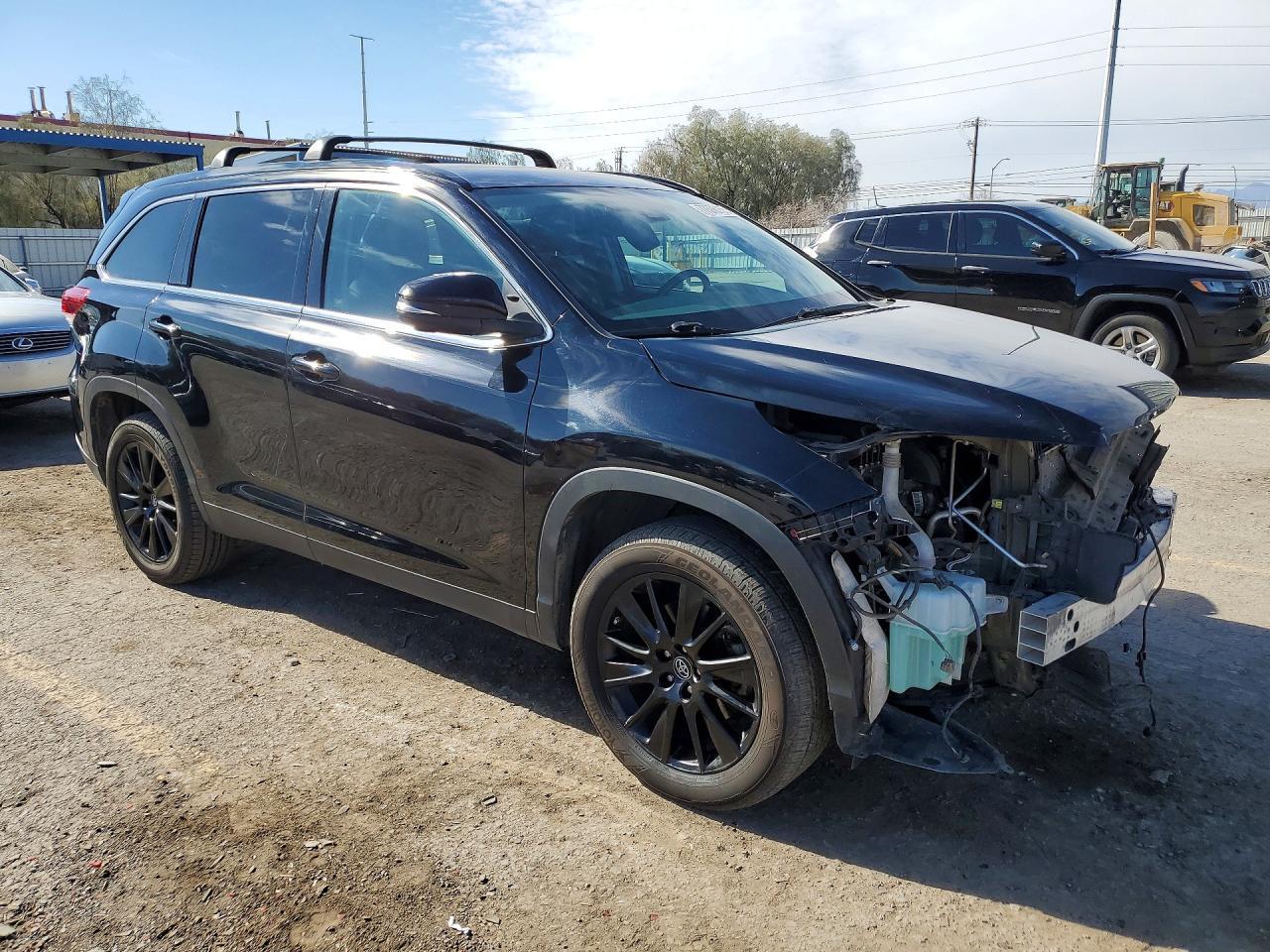 2019 Toyota Highlander Se - Фото 4