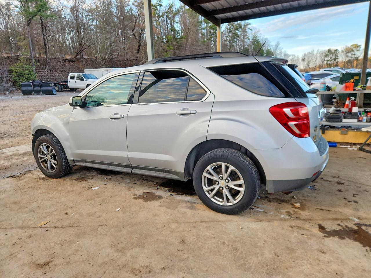 2017 Chevrolet Equinox Lt - Фото 2