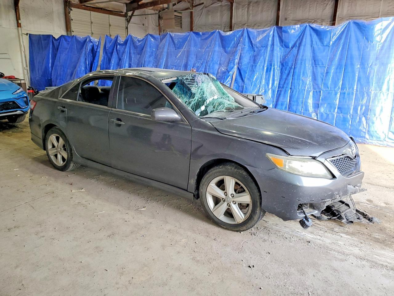 2011 Toyota Camry Base - Фото 4