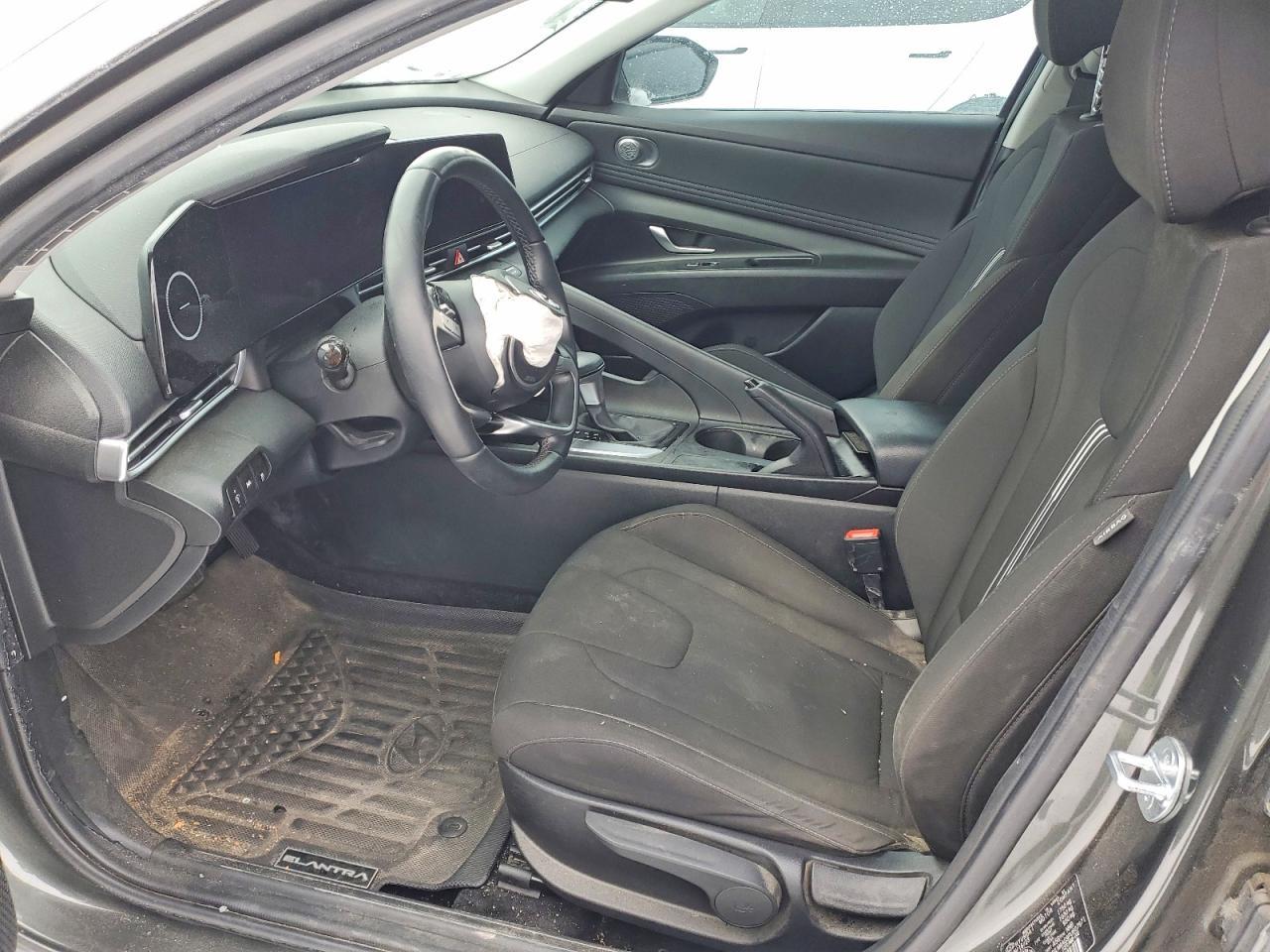 2023 Hyundai Elantra Sel - Фото 7
