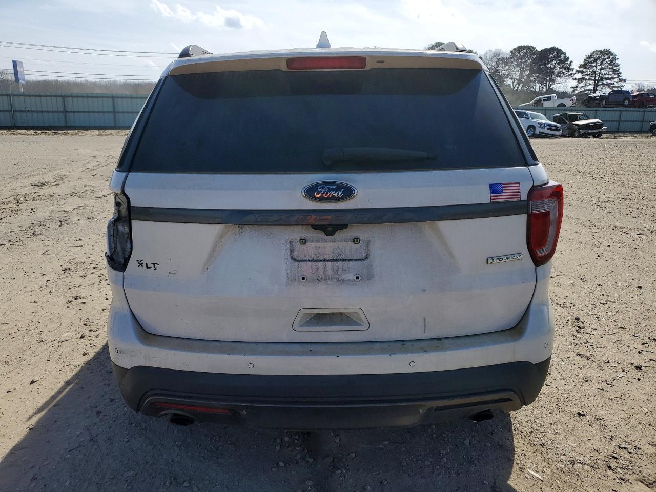 2017 Ford Explorer Xlt - Image 6
