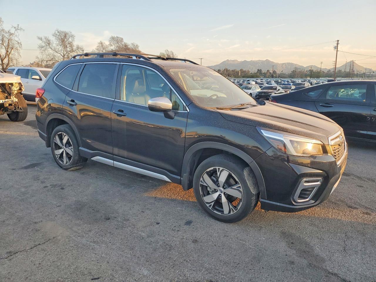 2021 Subaru Forester Touring - Фото 4