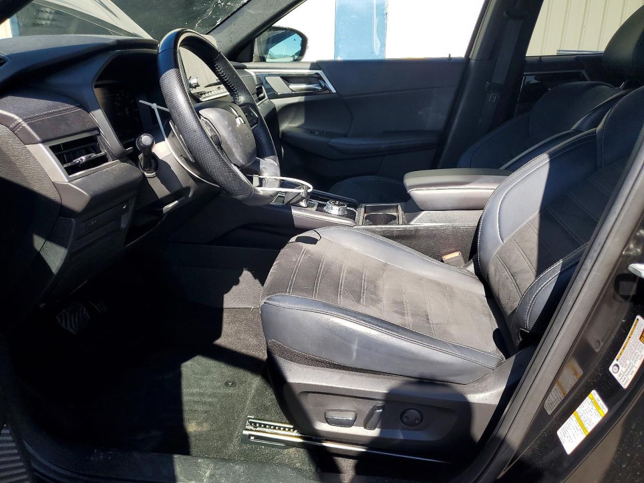 2024 Mitsubishi Outlander Se - Image 7