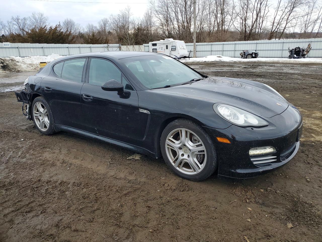 2013 Porsche Panamera 2 - Image 4