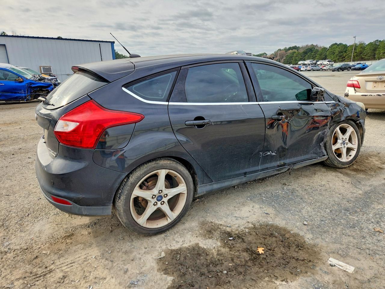 2013 Ford Focus Titanium - Фото 3