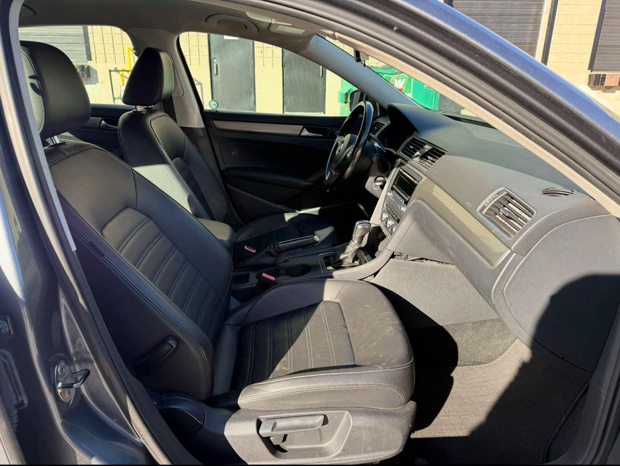 2014 Volkswagen Passat S - Image 5