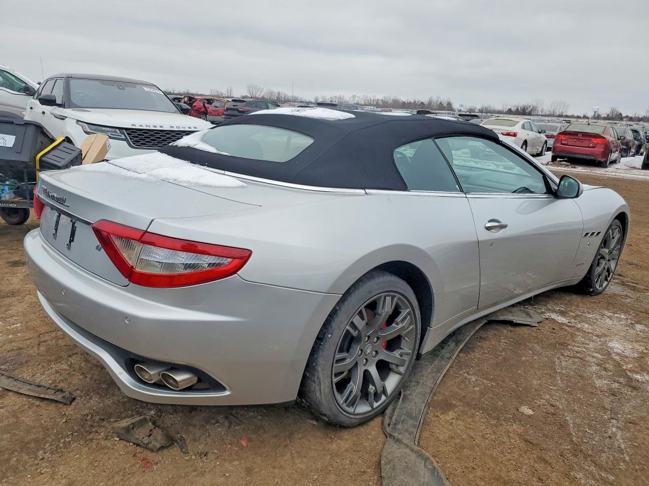 2011 Maserati Granturismo S - Фото 3