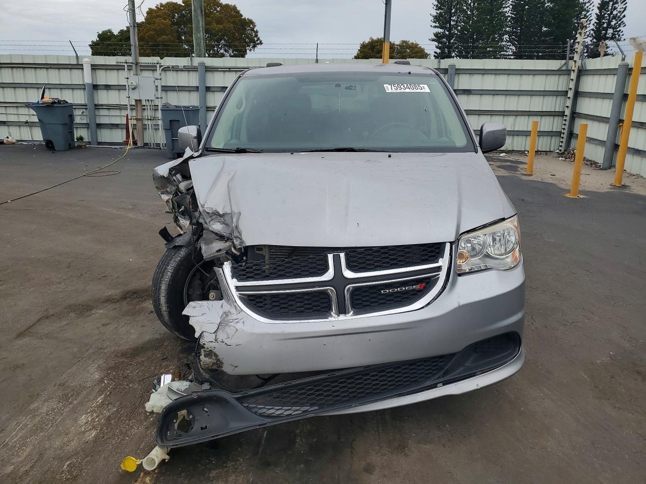 2015 Dodge Grand Caravan Sxt - Image 5