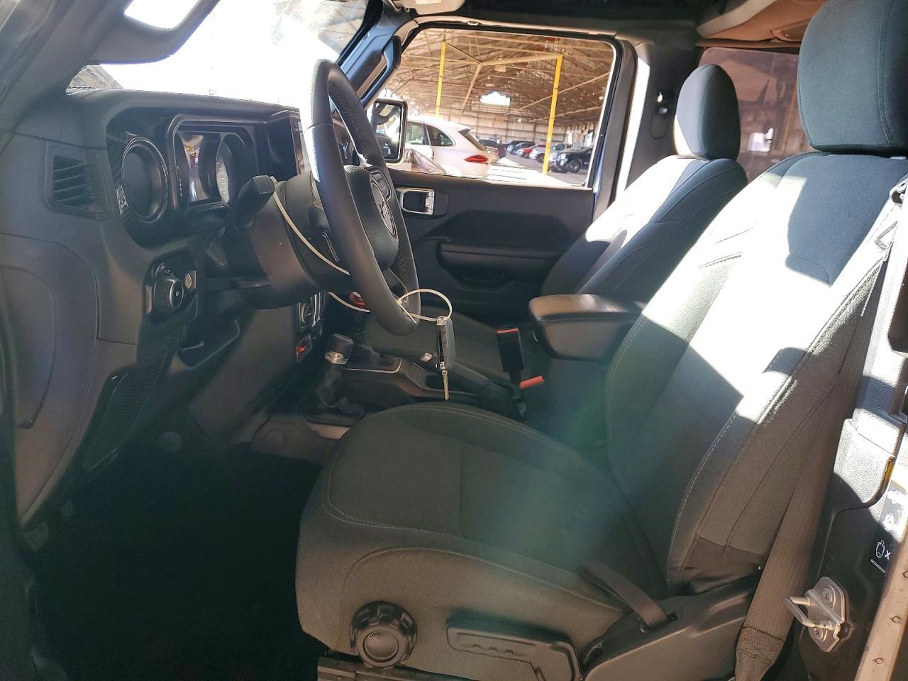 2024 Jeep Wrangler - Фото 7