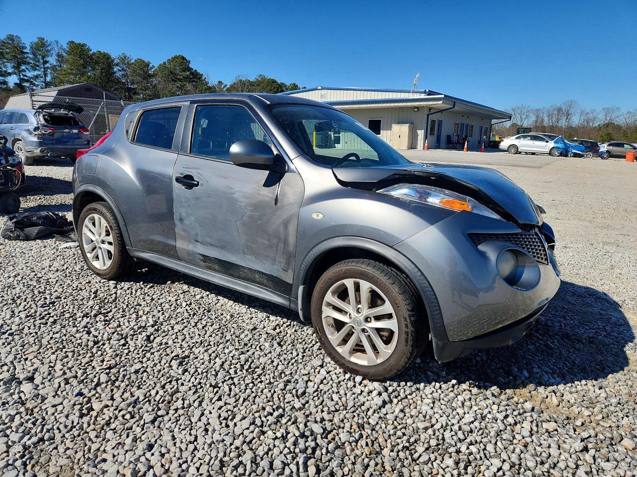 2013 Nissan Juke S - Image 4