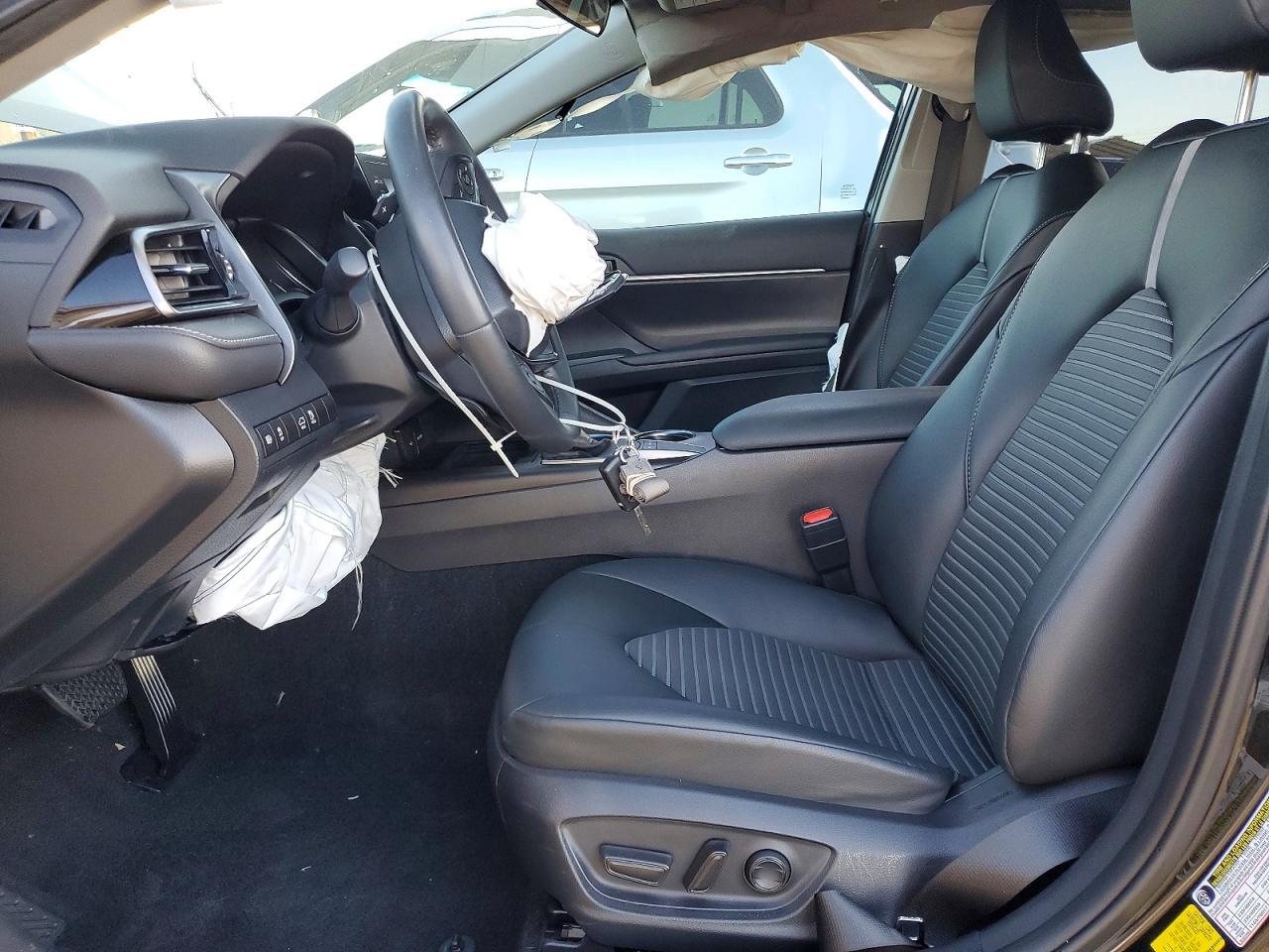 2024 Toyota Camry Se - Фото 7