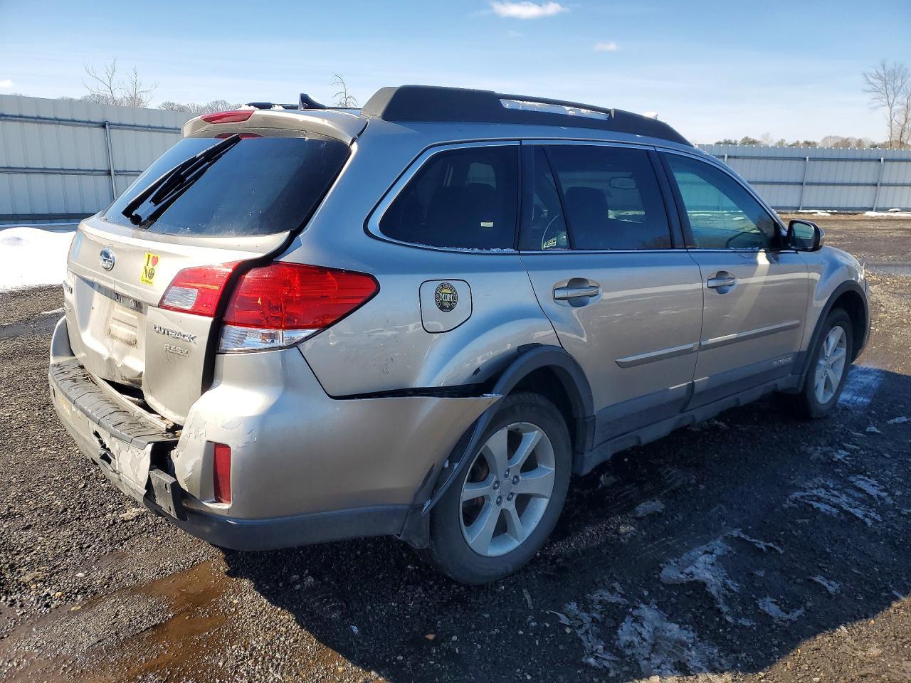 2014 Subaru Outback 2.5I Premium - Фото 3