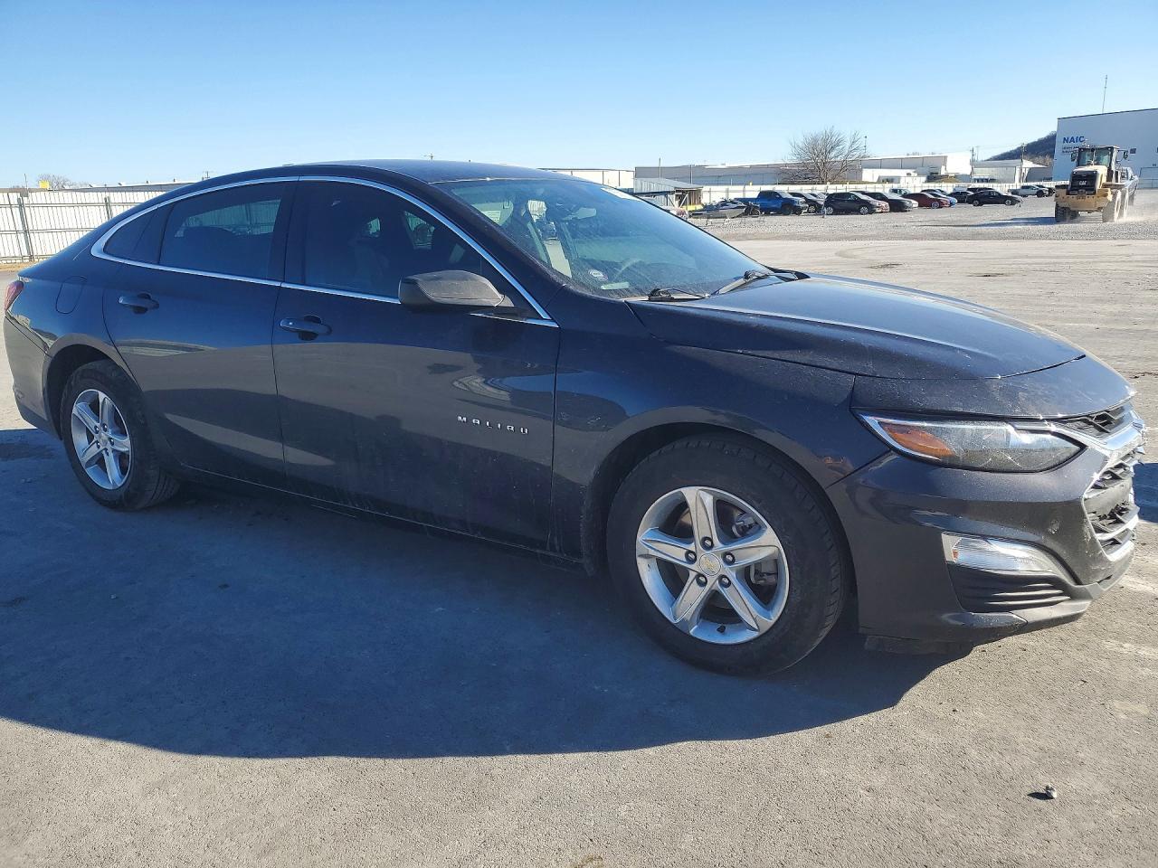 2022 Chevrolet Malibu Ls - Фото 4