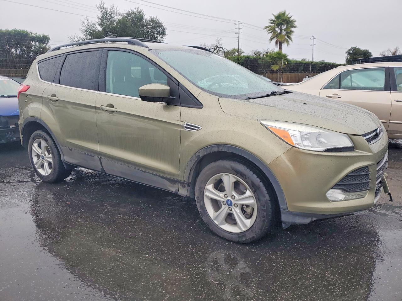 2013 Ford Escape Se - Фото 4