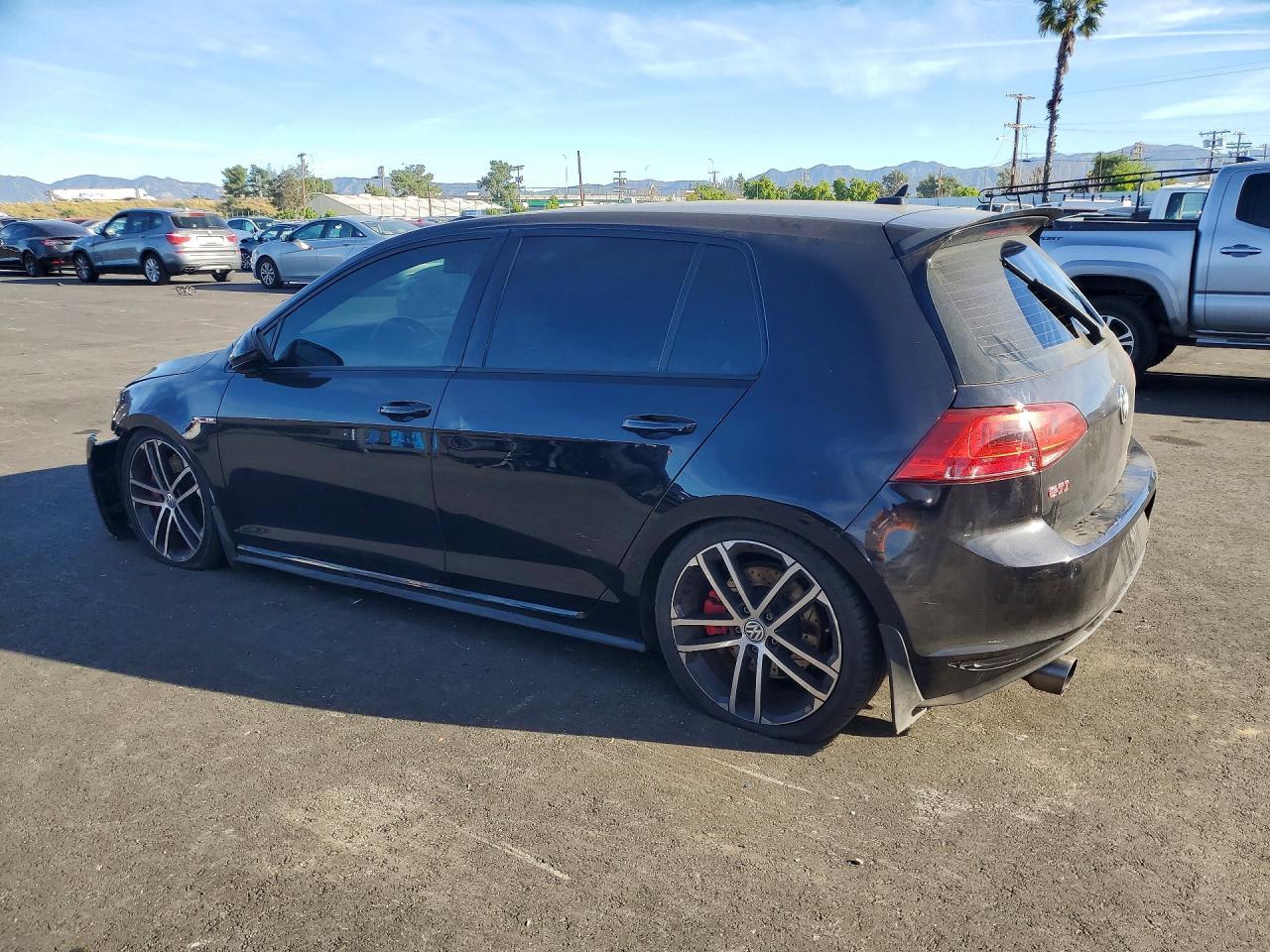 2017 Volkswagen Gti Sport - Фото 2