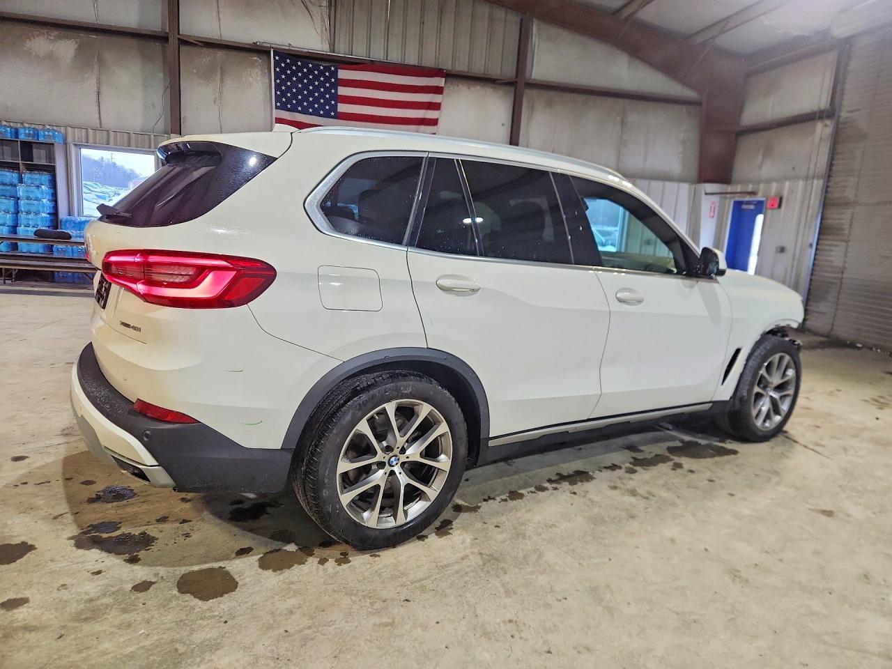 2019 BMW X5 xDrive40I - Image 3