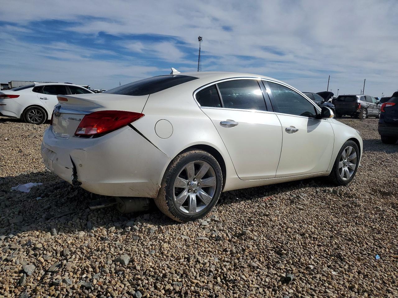 2012 Buick Regal Premium - Фото 3