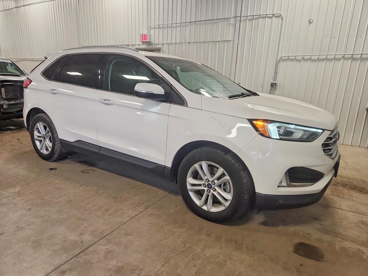 2020 Ford Edge Sel - Фото 4
