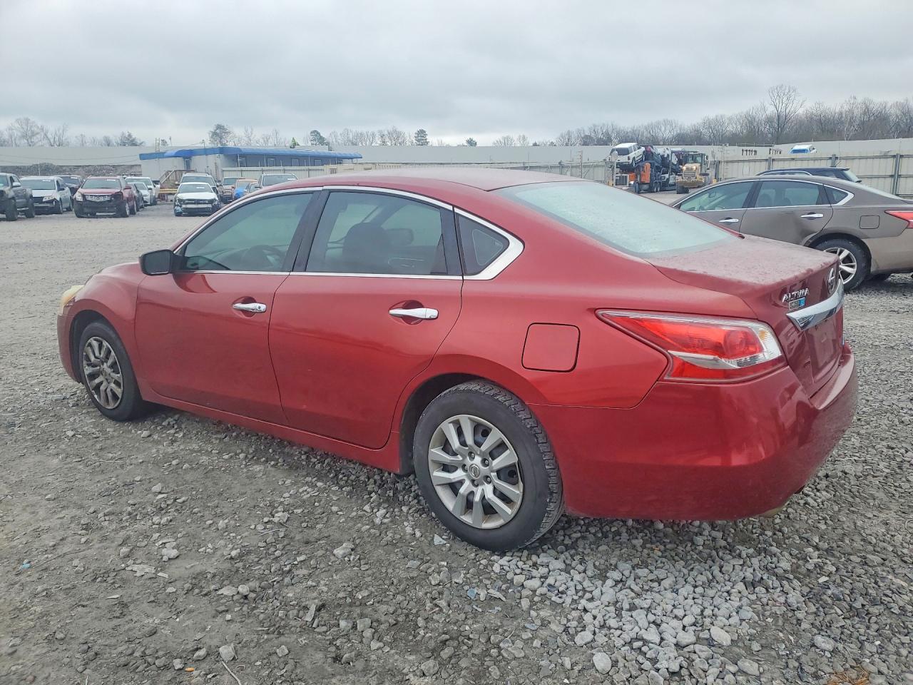2013 Nissan Altima - Фото 2