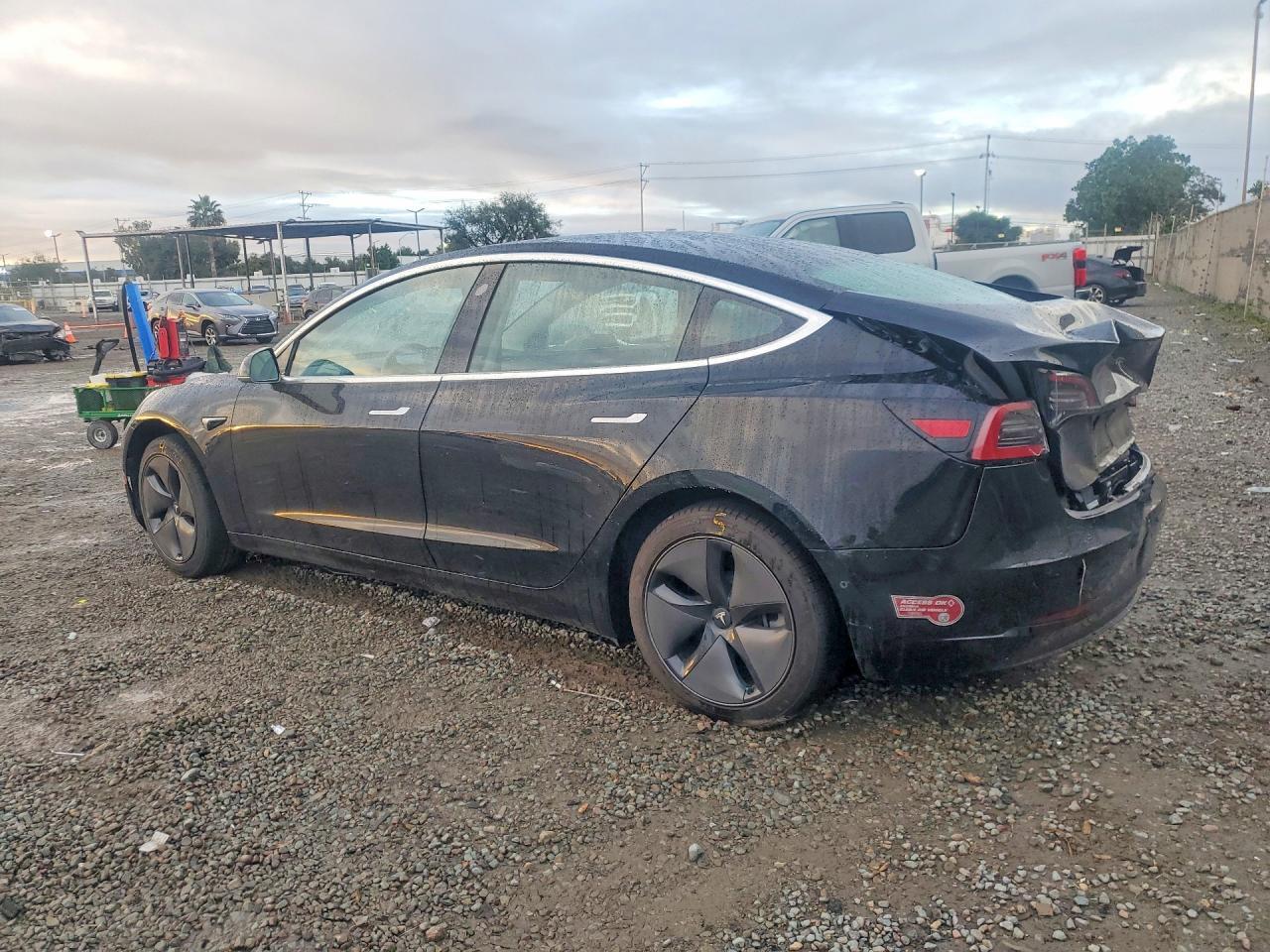 2019 Tesl Model 3 - Фото 2