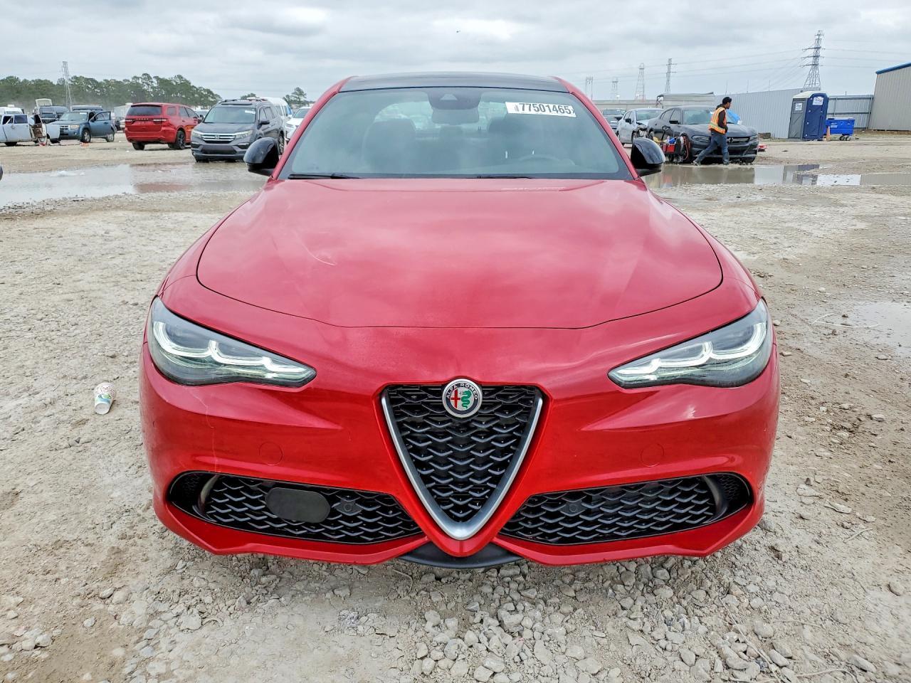 2024 Alfa Romeo Giulia Ti - Фото 5