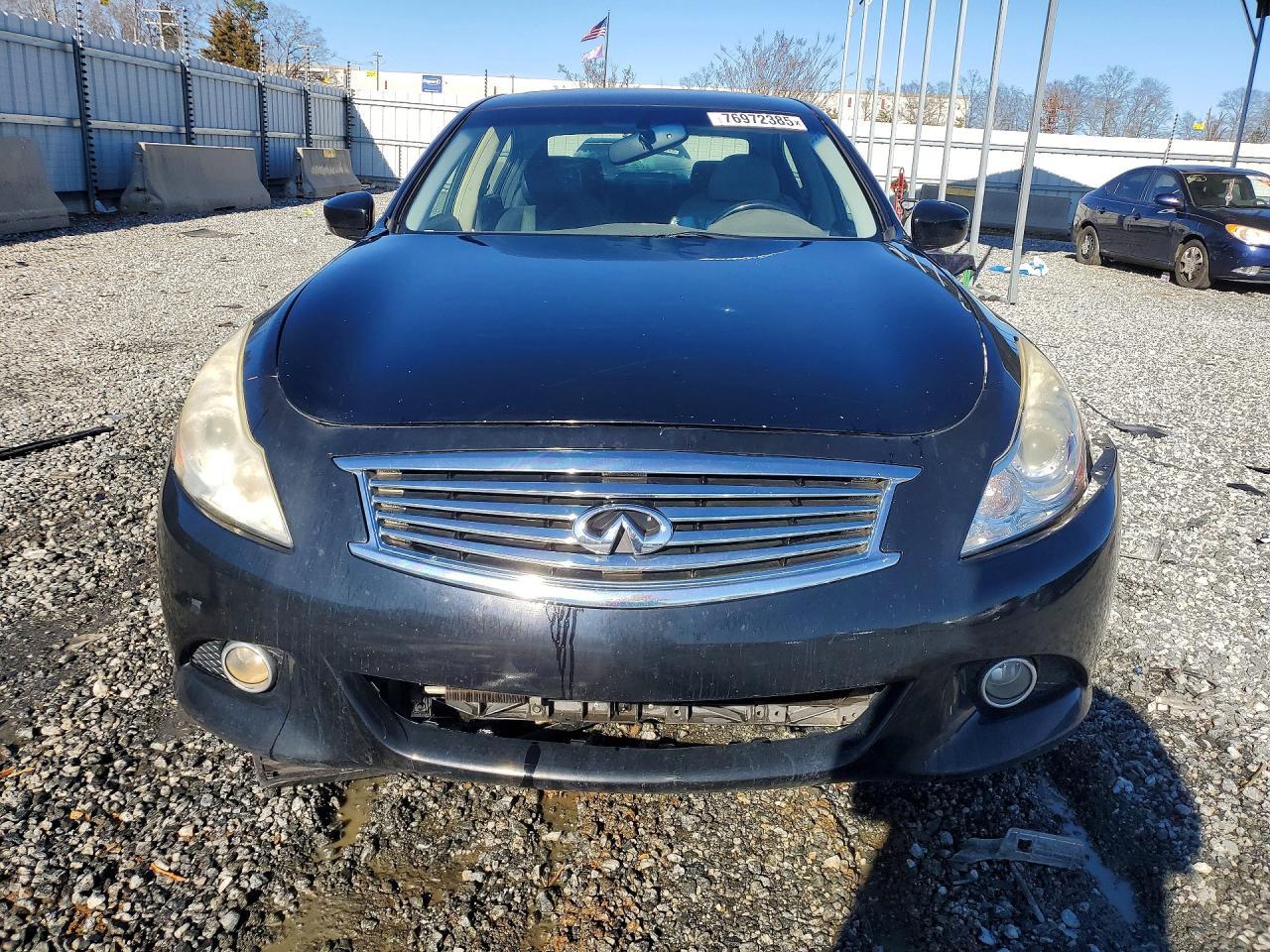 2015 Infiniti Q40 Base - Image 5