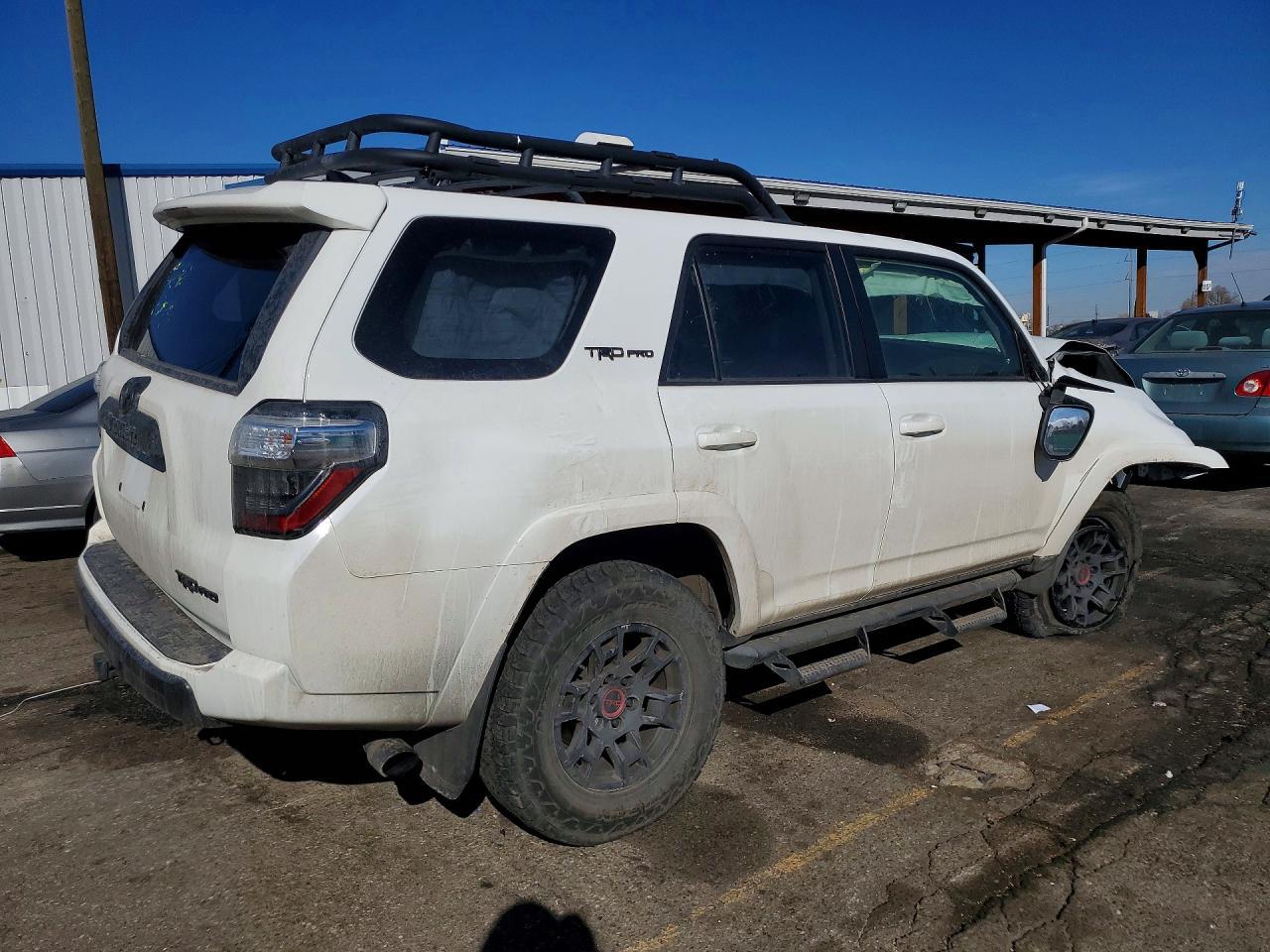 2023 Toyota 4Runner Se - Фото 3