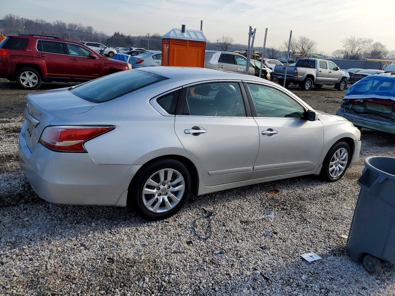 2015 Nissan Altima 2.5 - Фото 3