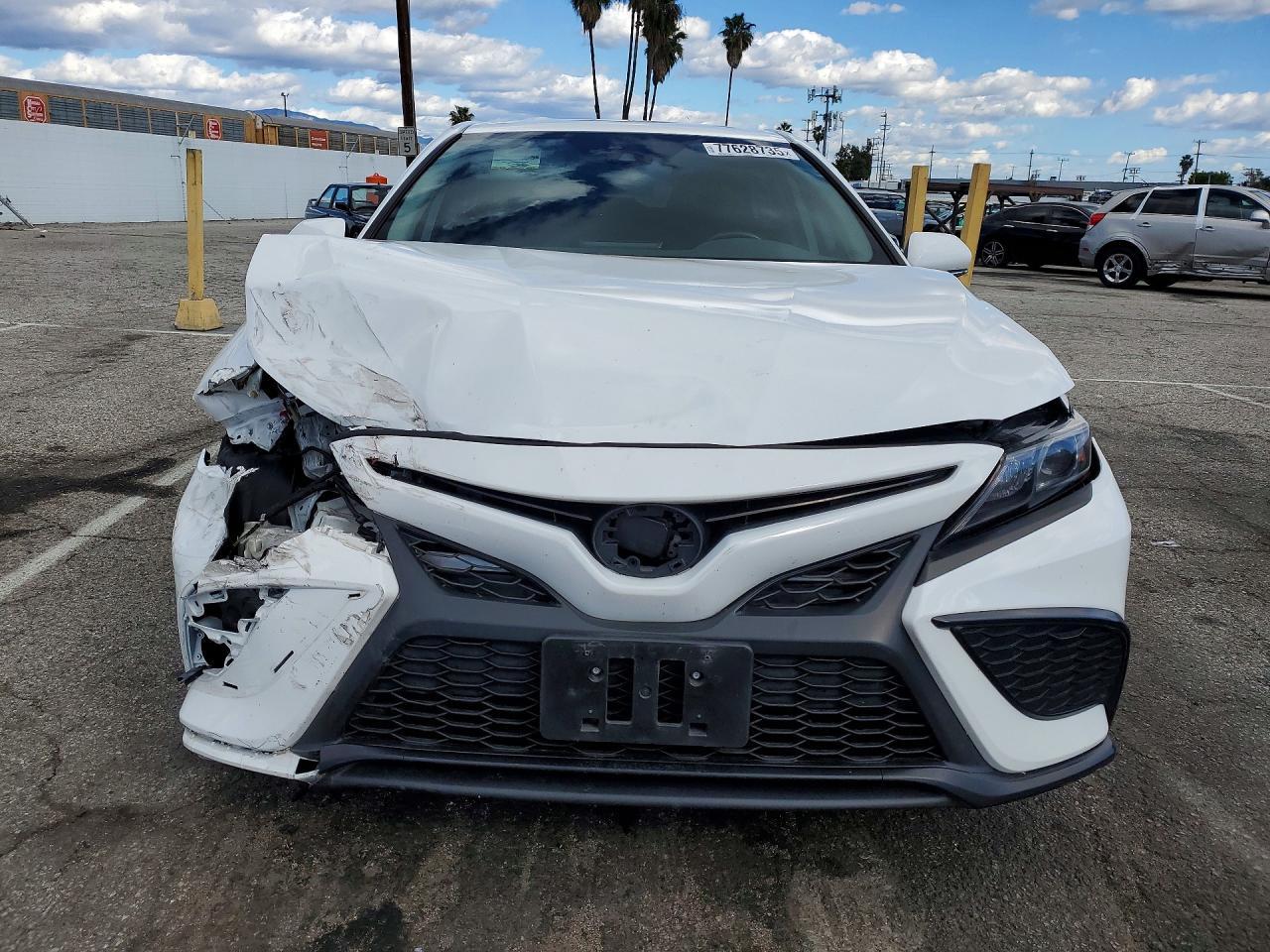 2023 Toyota Camry Se Night Shade - Image 5