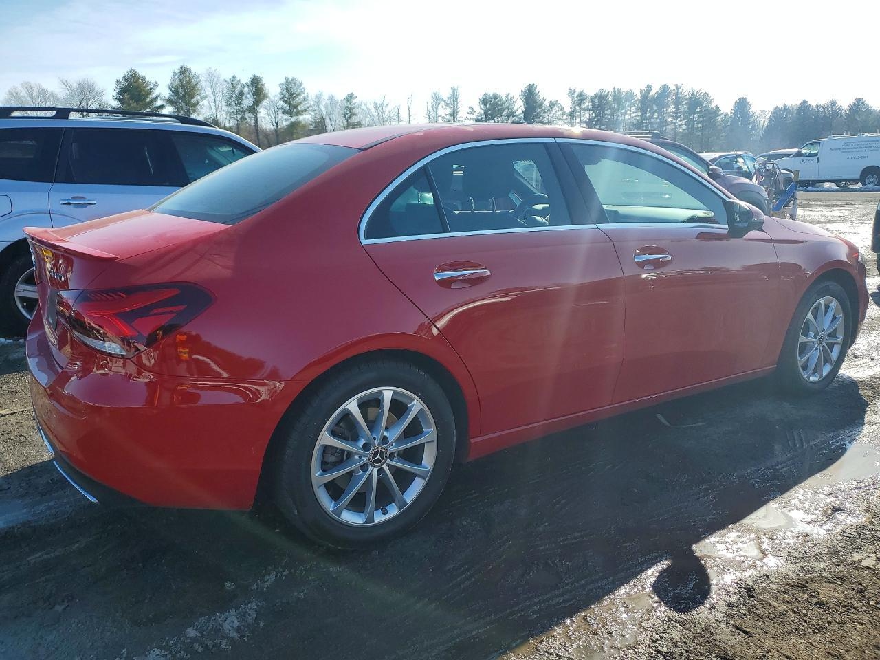 2019 Mercedes-Benz A 220 4Matic - Image 3