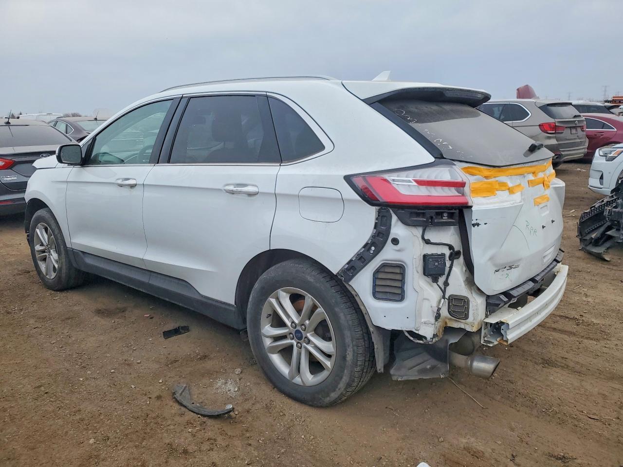 2019 Ford Edge Sel - Image 2