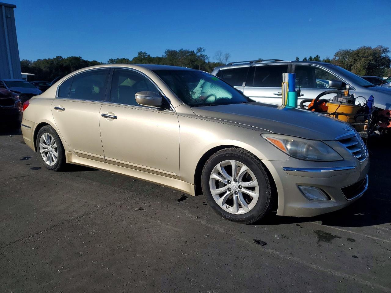 2012 Hyundai Genesis 3.8L - Image 4