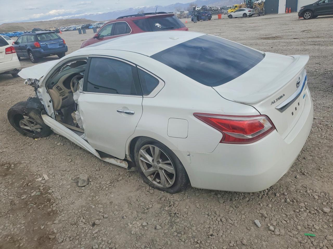 2013 Niss Altima 2.5 Sl - Image 2