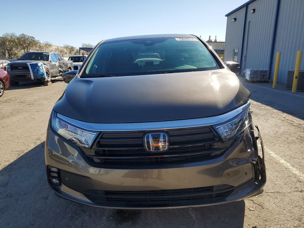 2023 Honda Odyssey Touring - Фото 5