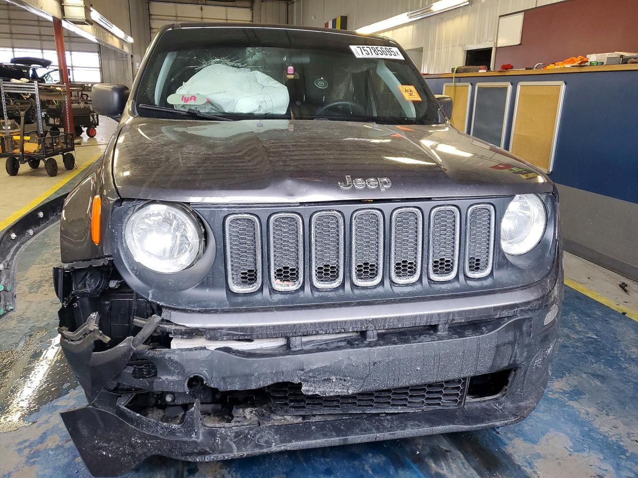 2018 Jeep Renegade Sport - Image 5