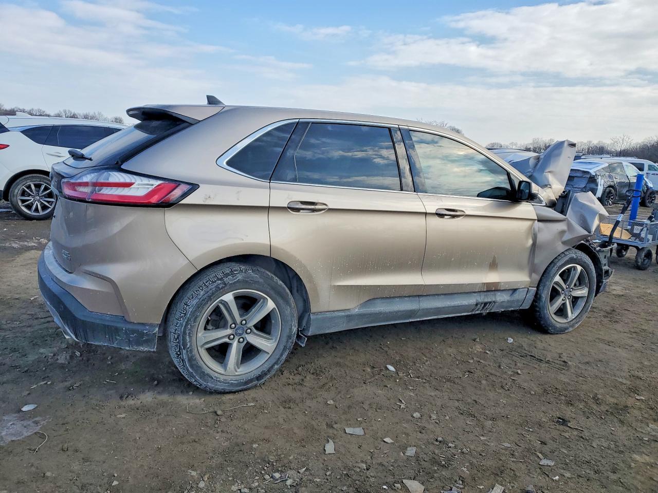 2020 Ford Edge Sel - Фото 3