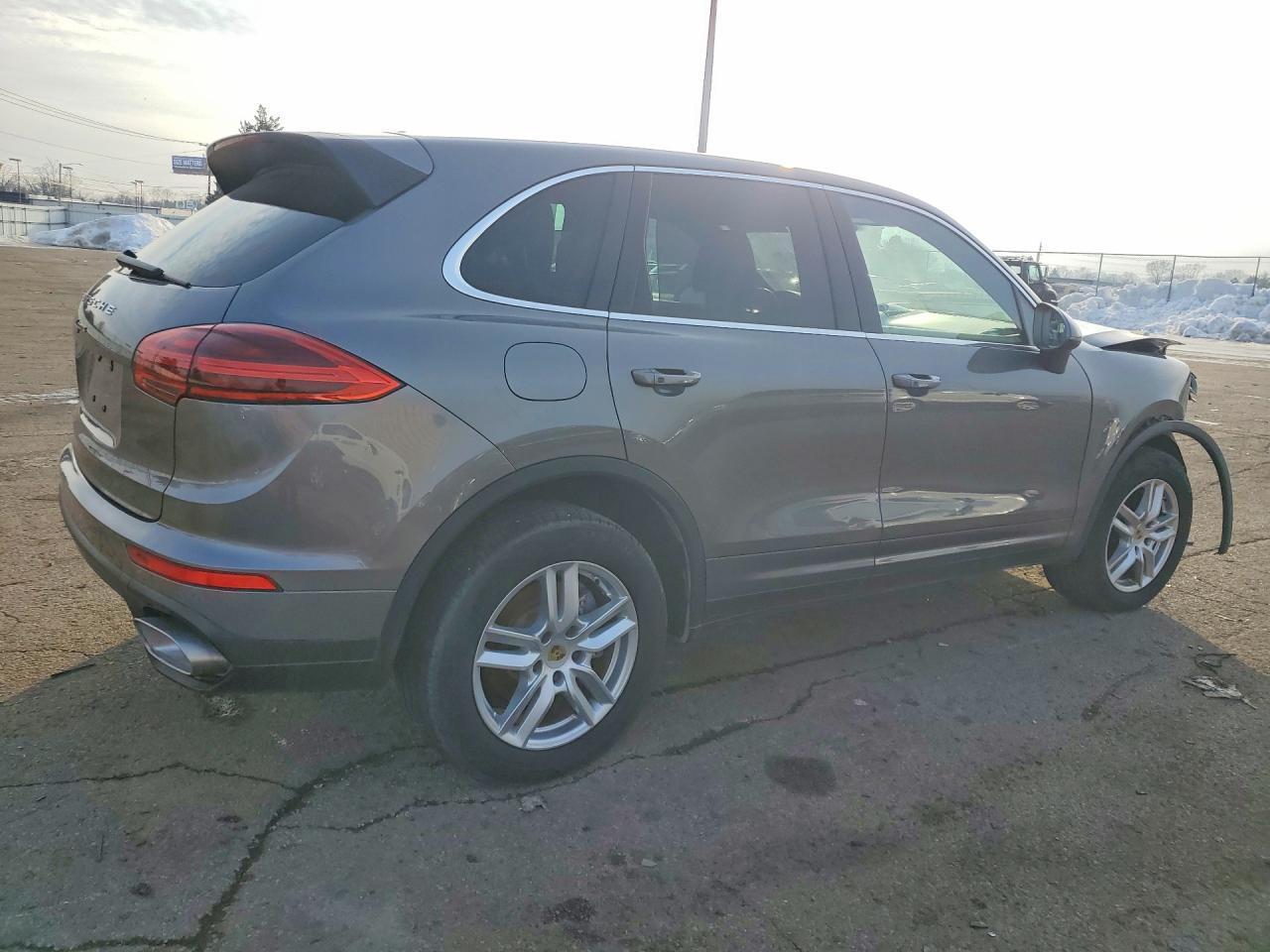 2017 Porsche Cayenne - Фото 3