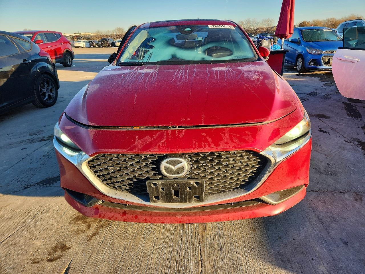2020 Mazda 3 Premium - Фото 5