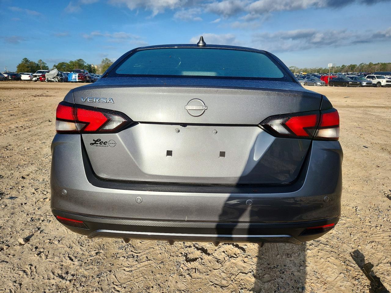 2025 Nissan Versa Sv - Фото 6